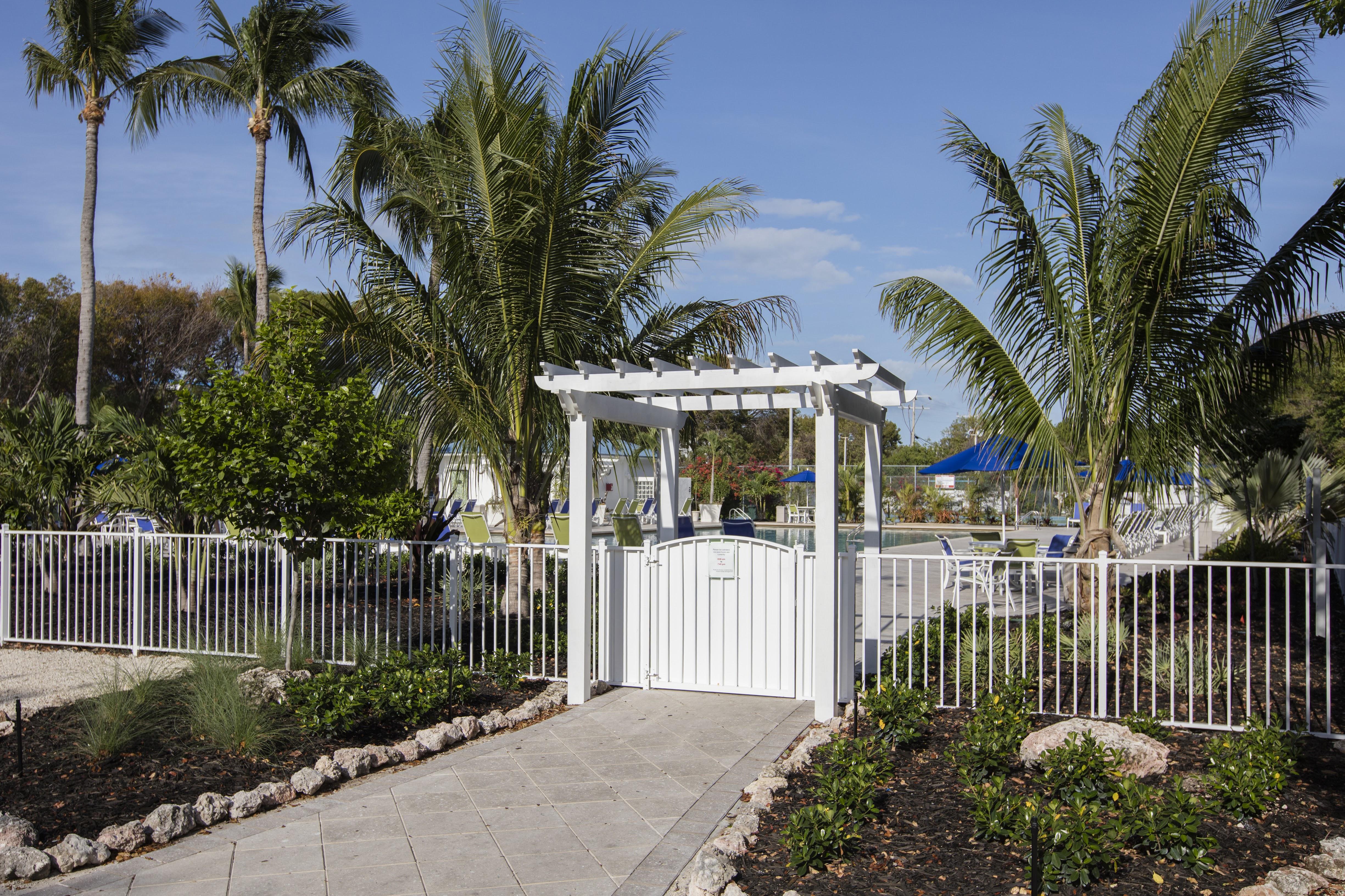 Ocean Pointe Suites At Key Largo Exterior foto